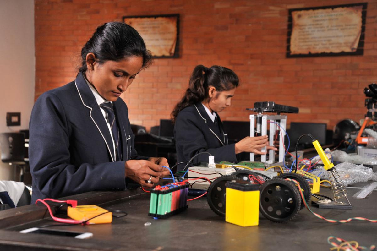 Electronics & Telecomm